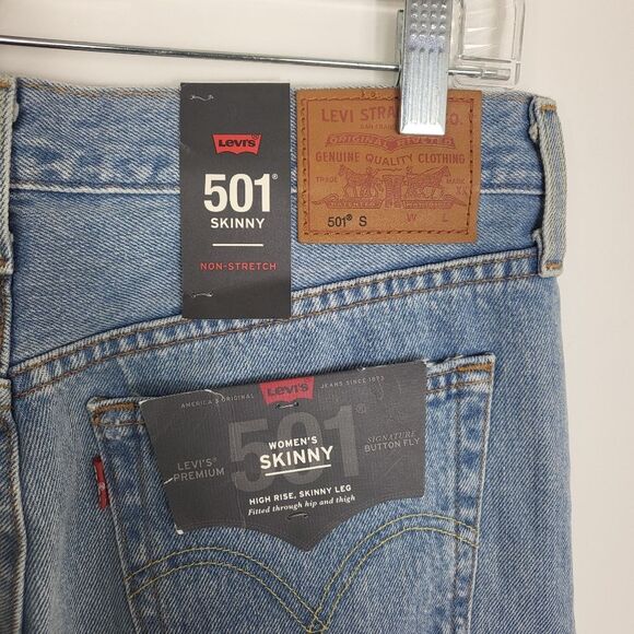 Levi NWT 501 S High Rise Skinny Leg Distressed Button Fly Light Wash Jeans 29 - Picture 6 of 8